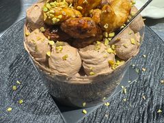 -W COLLECTIVE  DESSERT SHOP