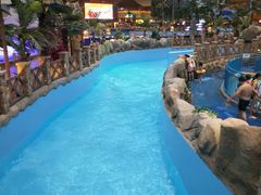 另收费的漂流-青岛东方影都融创水世界