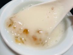 印尼桃胶燕窝-老头儿油爆虾·知味杭州(爱琴海购物中心)