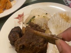 -丝路天山酒店(国际大巴扎店)
