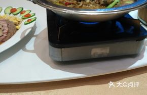 Stewed Eel with Pickled Vegetables