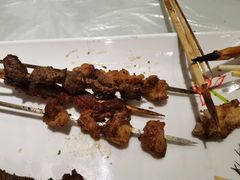 -阿楷·二十年烧烤宵夜·渔家小寨(达明店)