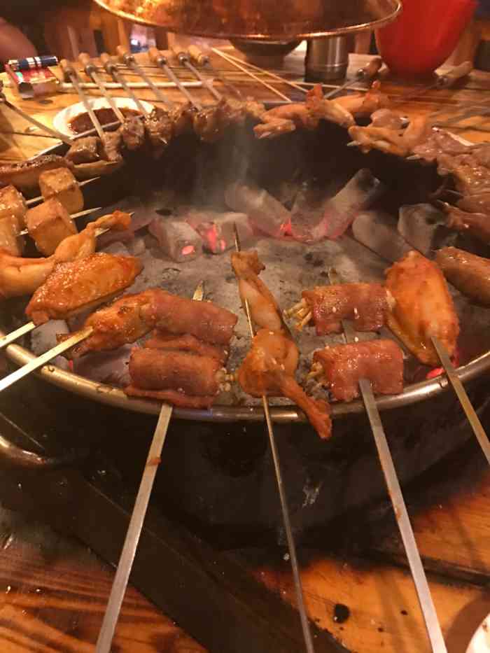 梁山烤肉(郑州总店)