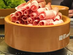 -龍歌自助小火锅(市南金茂湾店)