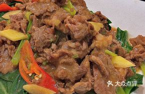 Braised Beef with Guangdong Gai Lan