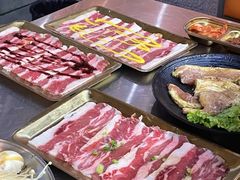 -胡悦里韩式烤肉(芝罘万达广场店)