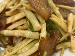 -洞背山庄(洞背院区式管理小区店)