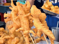 -恐龍造型油條