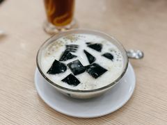 -佰搭果·广式茶餐厅(西华路店)