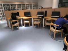 -广州市白云区图书馆