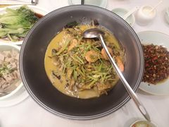 -饭怕鱼·黄焖鲟龙鱼(湖大店)