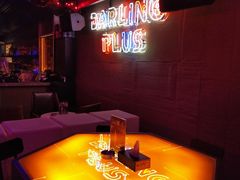 -Darling Queen·Mini·Live·House