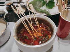 -红鼎豆捞·非遗鲍皇汤火锅(宝丰路店)