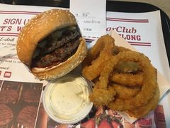 -The Habit Burger Grill 哈比特汉堡(复兴soho店)