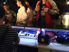 《为了你我愿意热爱整个世界》拍摄地点-奔马滚轴溜冰场