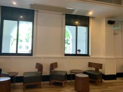 大堂-星巴克臻选(广州沙面店)