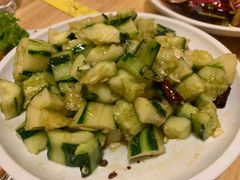 果仁拍黄瓜-大话小腰(鸟巢店)