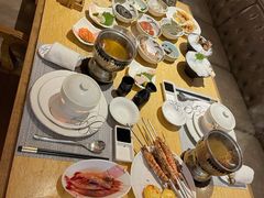 -雍和会海鲜姿造自助(湖东路店)