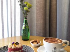 -ZING COFFEE 镜咖啡