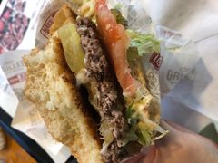 -The Habit Burger Grill 哈比特汉堡(复兴soho店)