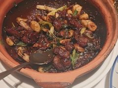 -八府香鸭·啫啫煲(华山路店)