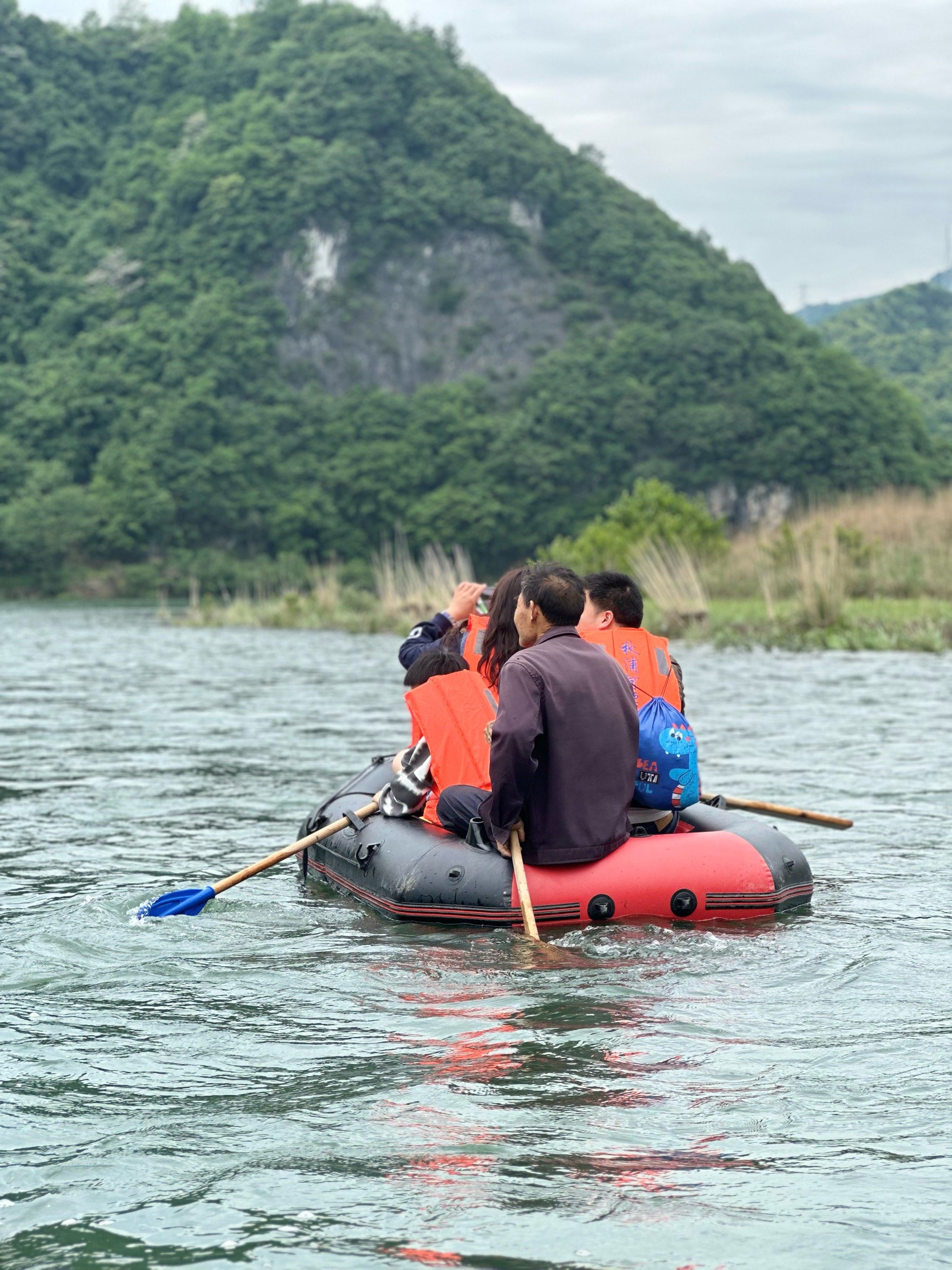 「秋浦河漂流」安徽池州石台县,顺着导航过来的,一大早5月2日九十点钟