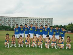 -上海市民办金苹果学校