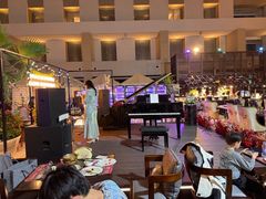 -朗丽兹自助餐厅
