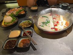 -湊湊火锅·茶憩(合生汇购物中心店)