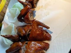 -蝴蝶里·粤菜·点心(滨江龙湖店)