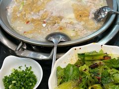-老来福·非遗酸汤兔(凯旋路店)