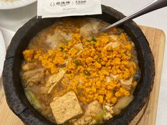 -品海楼·大连海胆锅贴馆(东港店)