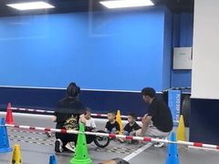 -八爪矩阵极限运动馆·儿童平衡车·感统训练(南海子公园校区)