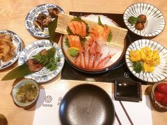 日式烤牛舌-枝魯枝魯自助料理