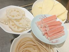 -肖肖酸萝卜鱼火锅(总店)