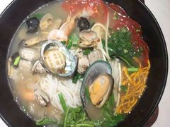 -蒙小妹骨汤饭.米线(新光路店)