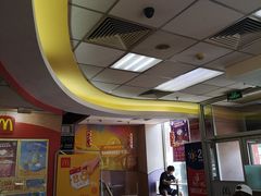 -麦当劳(烟台海港路店)