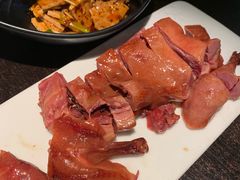 秘制酱鸭-舌尖上的食缘花园主题餐厅