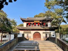 -汇龙潭