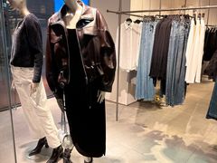 -URBAN REVIVO(欢乐海岸购物中心店)