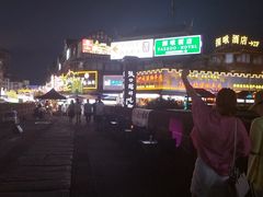 -张公桥美食街