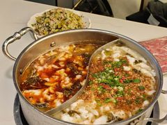 -德林酸菜鱼火锅(南丹店)