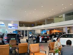 -上海冠松华奥奥迪4S店(张江店)