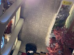 -三人行骨头王火锅(长寿店)