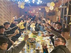 -玩坞轰趴馆·户外团建聚会主题生日派对馆(世豪广场店)