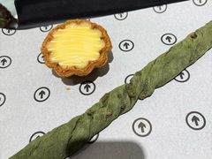 -HOT CRUSH趁热集合·现烤面包(上海环球港店)