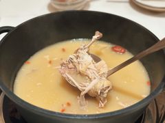 -汤宴·参须肚包鸡(南京路店)