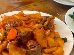土豆炖排骨-三点小吃(山大店)
