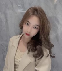 -变画·发型STUDIO