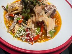 -麻六记(凤凰汇店)